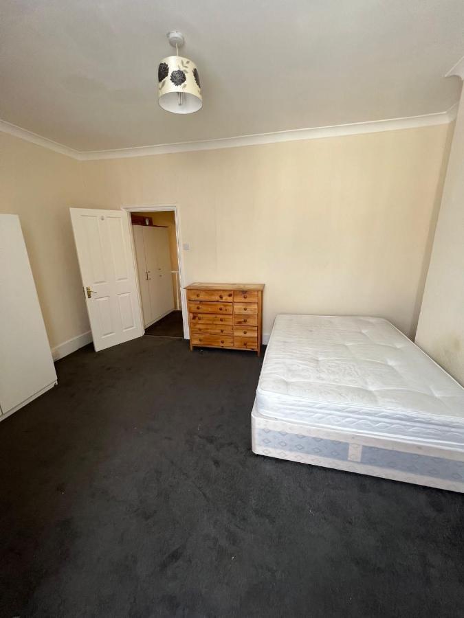 East London 2 Bedroom Apartment מראה חיצוני תמונה