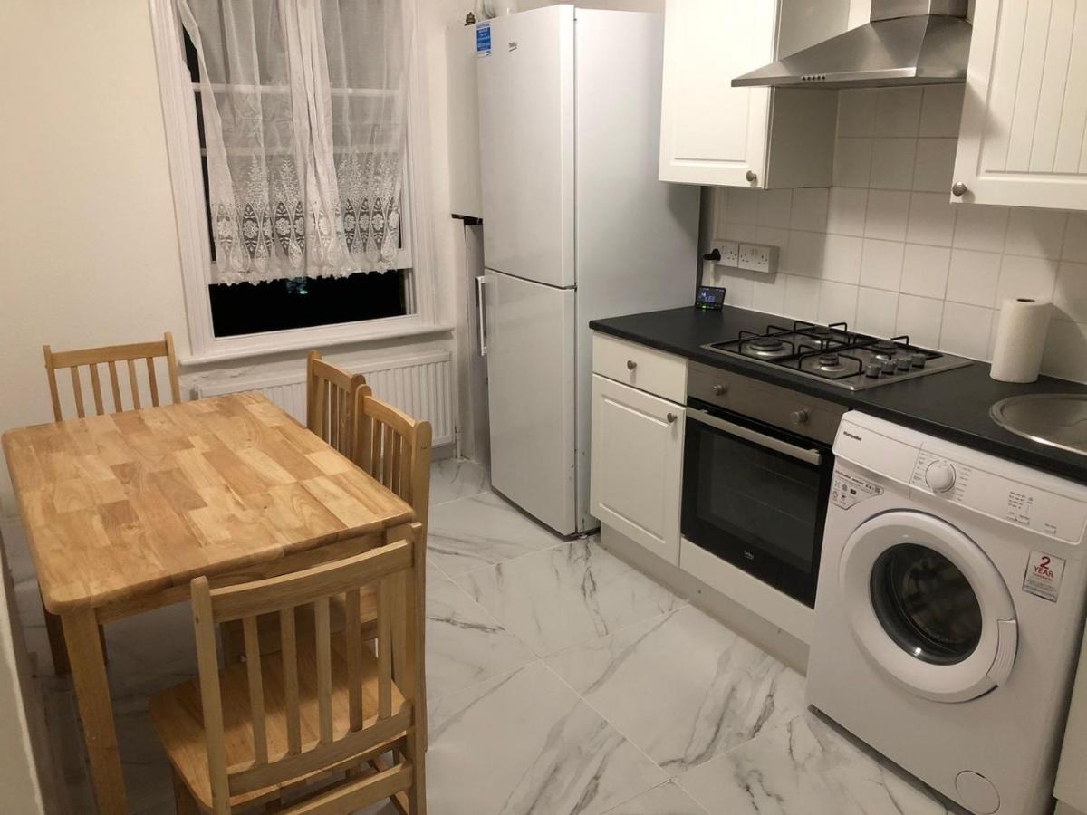East London 2 Bedroom Apartment מראה חיצוני תמונה