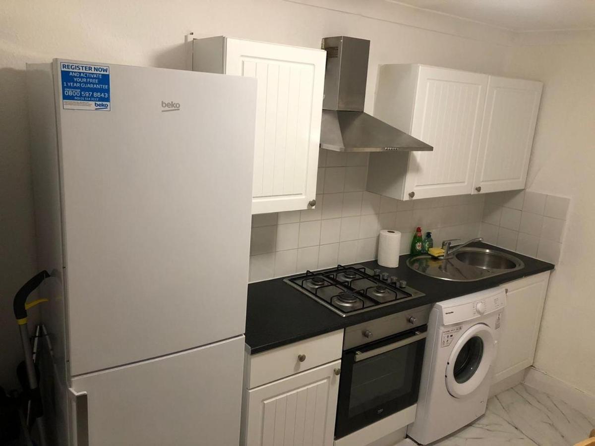 East London 2 Bedroom Apartment מראה חיצוני תמונה
