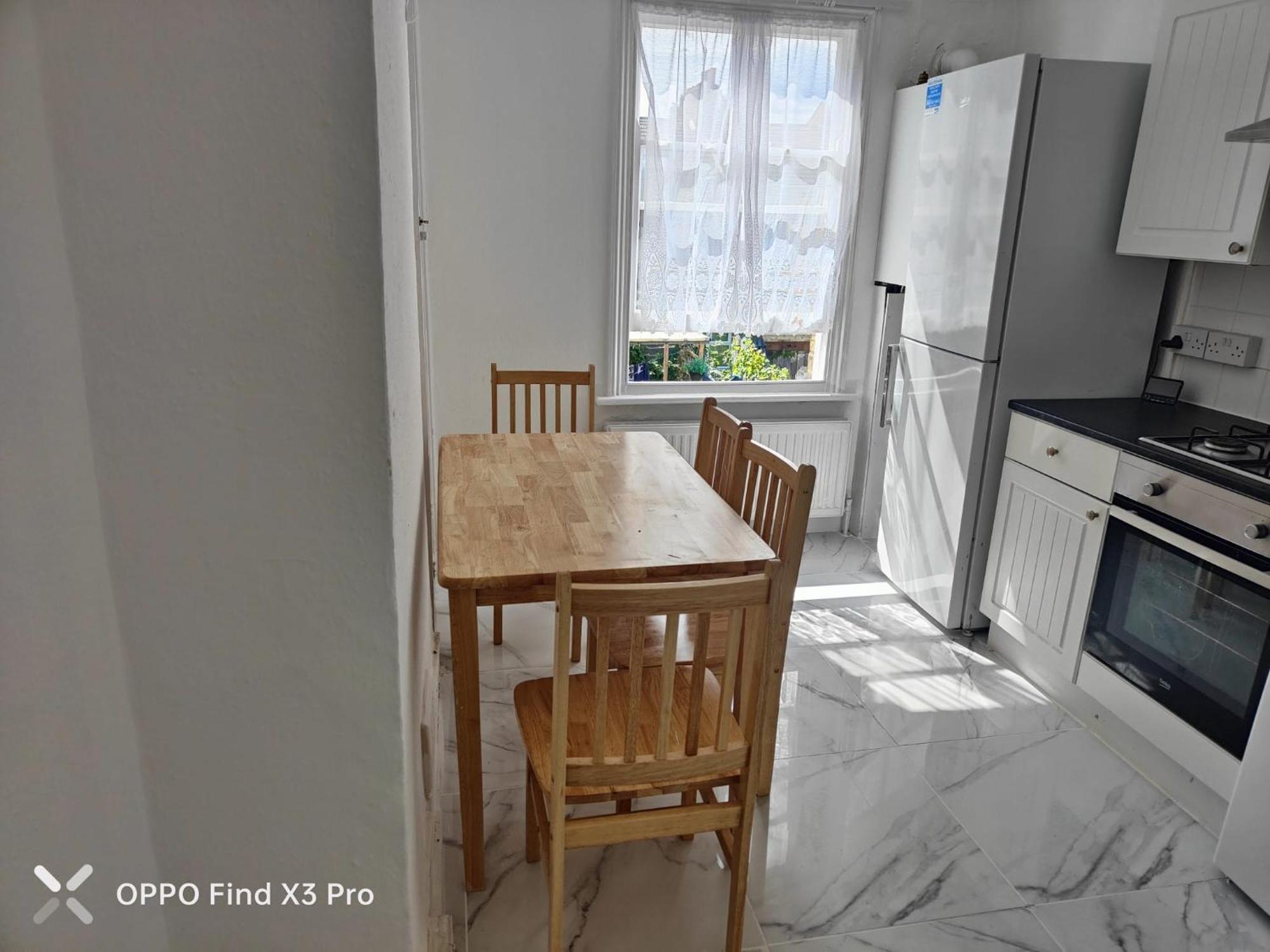 East London 2 Bedroom Apartment מראה חיצוני תמונה